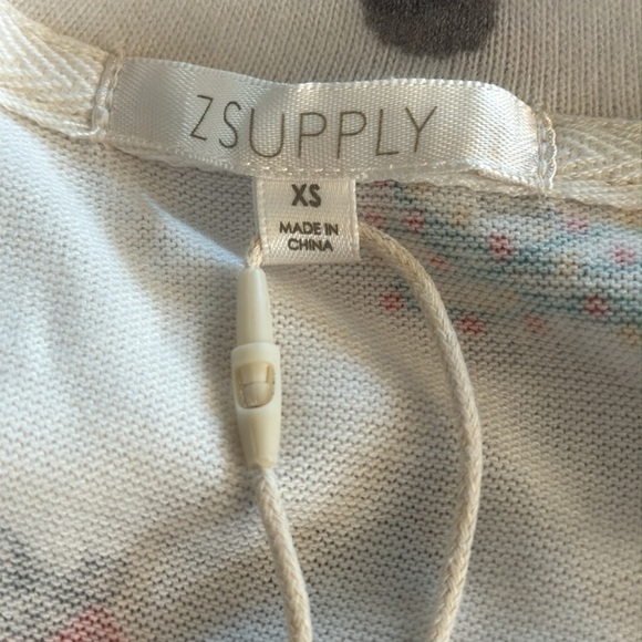 Z Supply | Best Friend Raglan Longsleeve - Picture 7 of 8